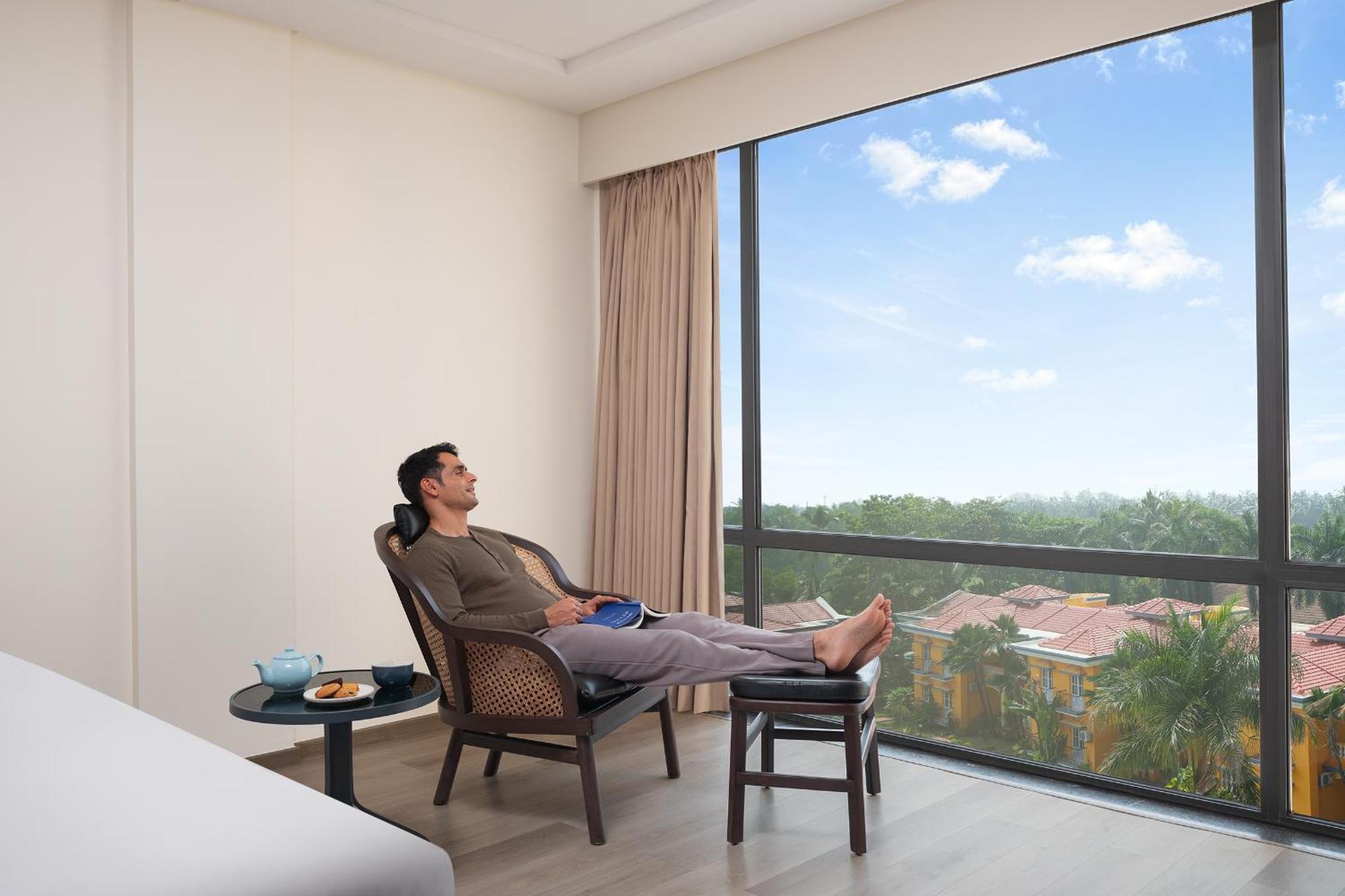 Courtyard By Marriott Goa Colva Hotel Екстериор снимка